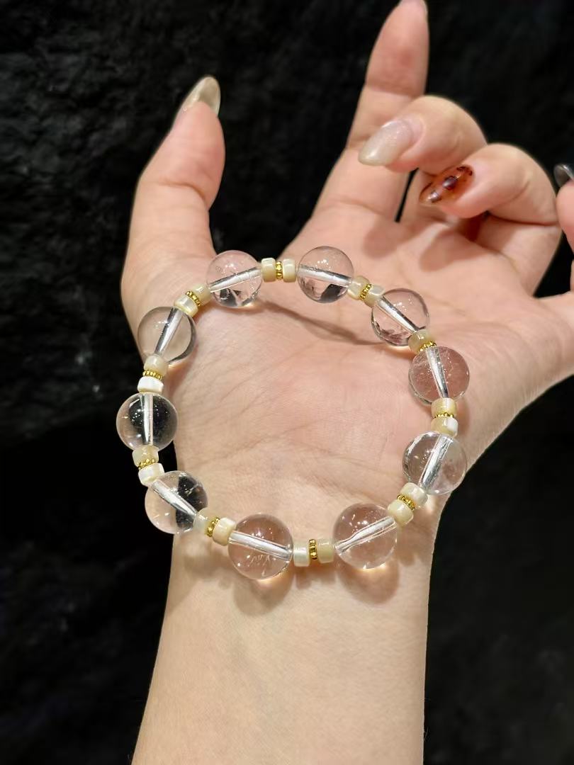 Luminous Tides Clarity Bracelet 02195