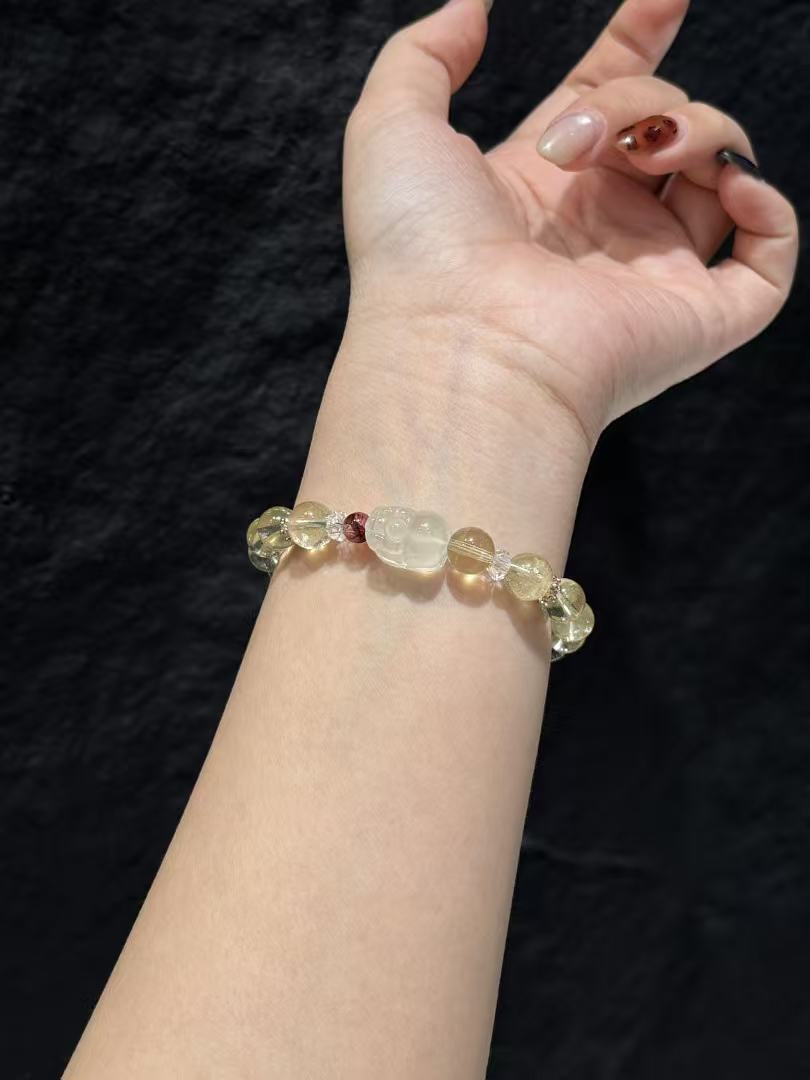 Golden Harmony Pixiu Bracelet 02081
