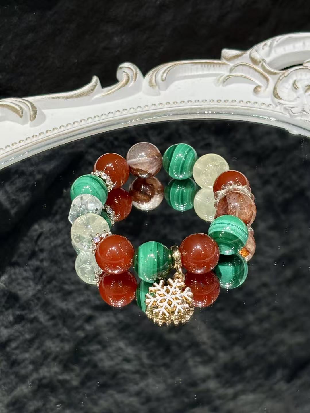Emerald Festive Radiance Bracelet 02166