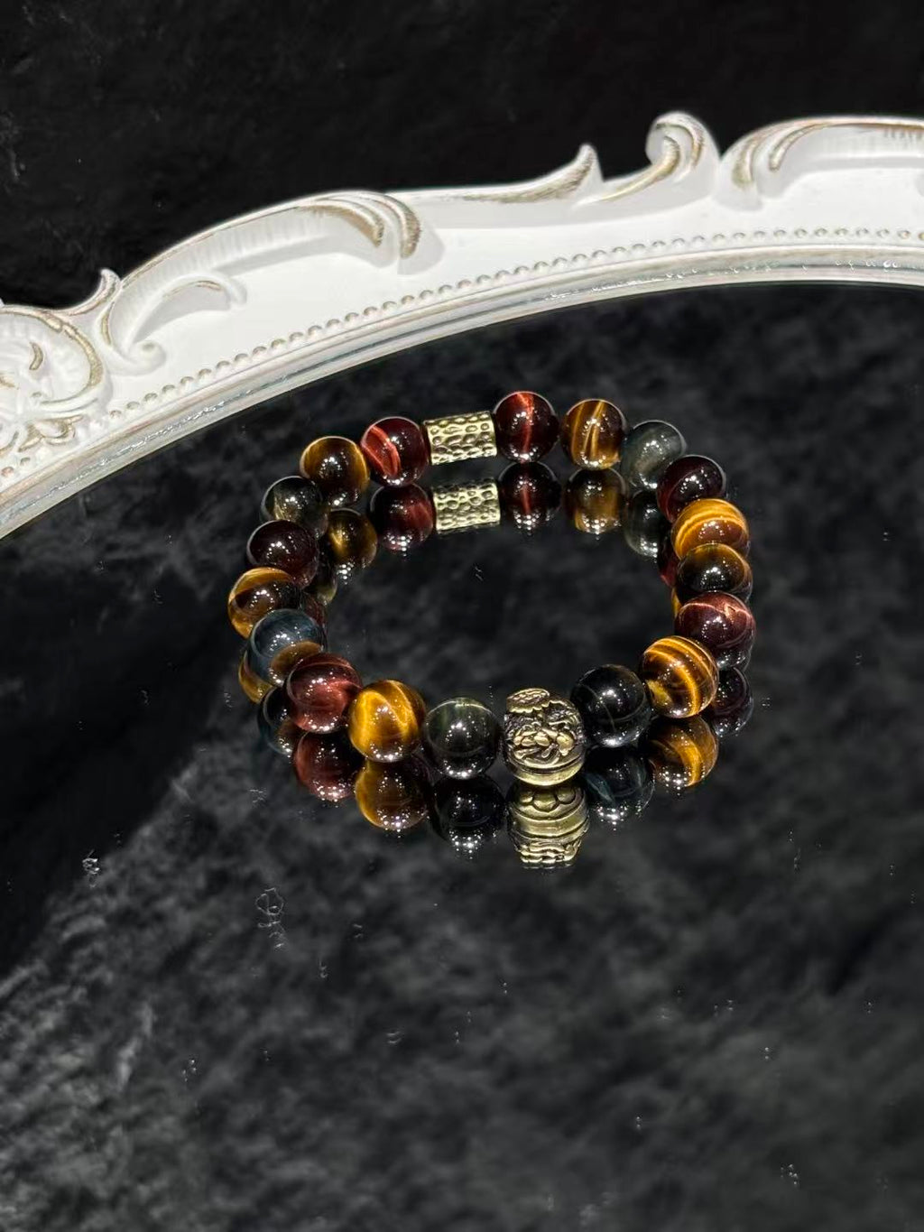 Noir Imperial Tiger Bracelet 02168