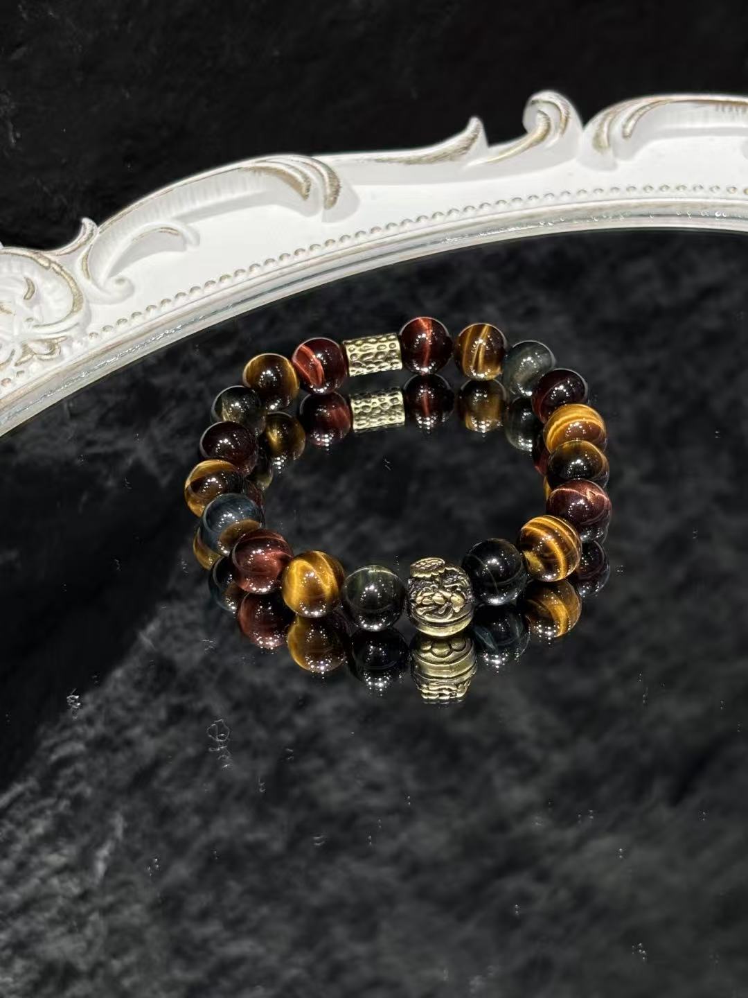 Noir Imperial Tiger Bracelet 02168